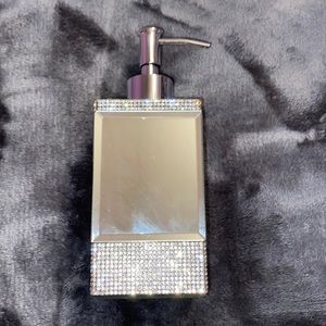 Bella Lux Soap Lotion Dispenser Pump Diamond/Diamanté/Rhinestone/Sparkle